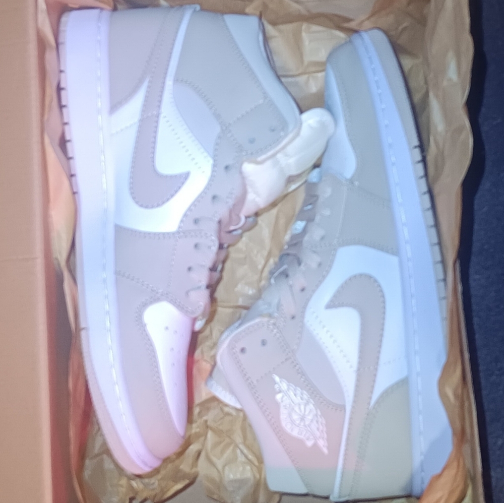 Jordan Mid 1 Air